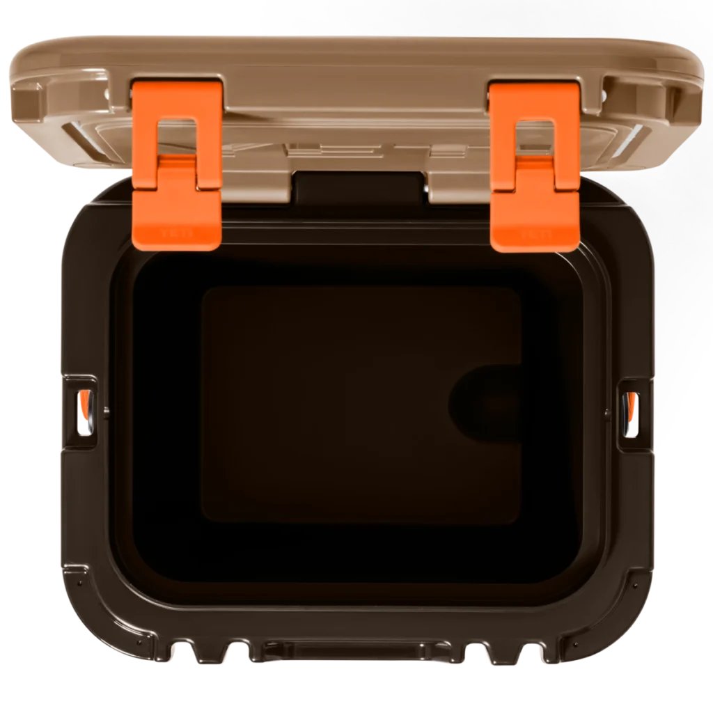 Yeti Roadie 24 Hard Cooler - Wetlands Camo4