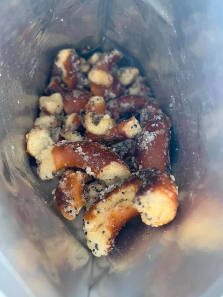 Outsiders Kitchen Lemon + Poppy Pretzel Bites3