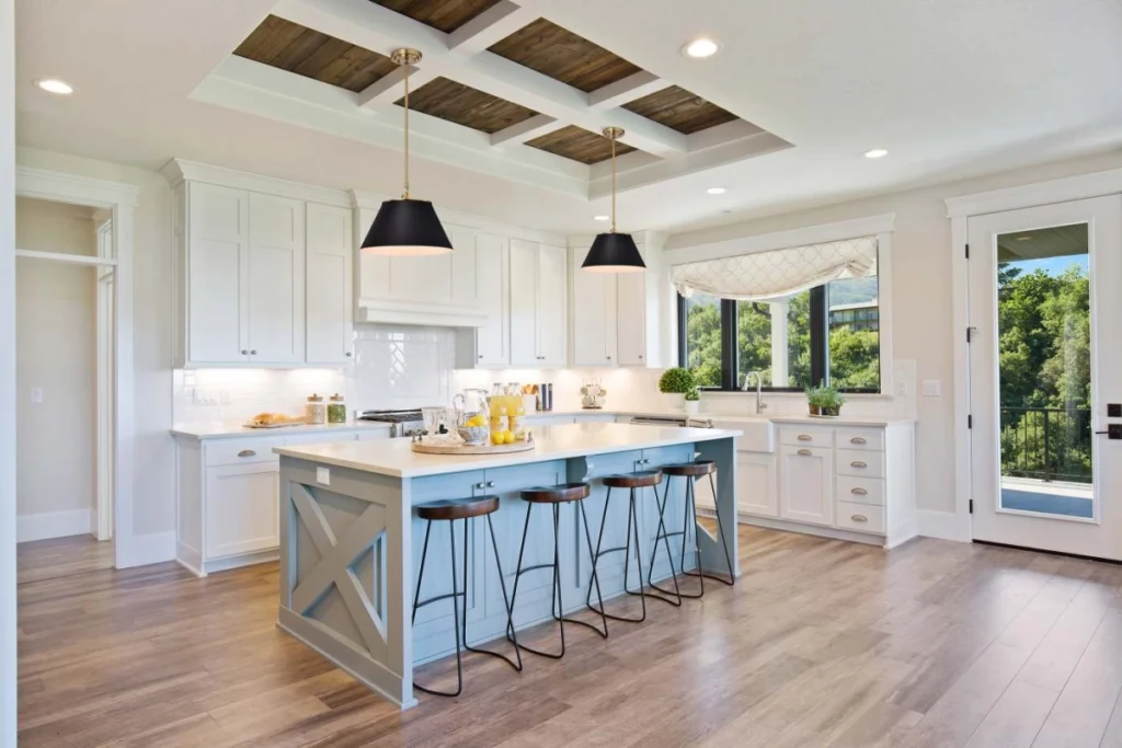 Nuvo Dover Medium Pendant Light - Black with Vintage Brass4