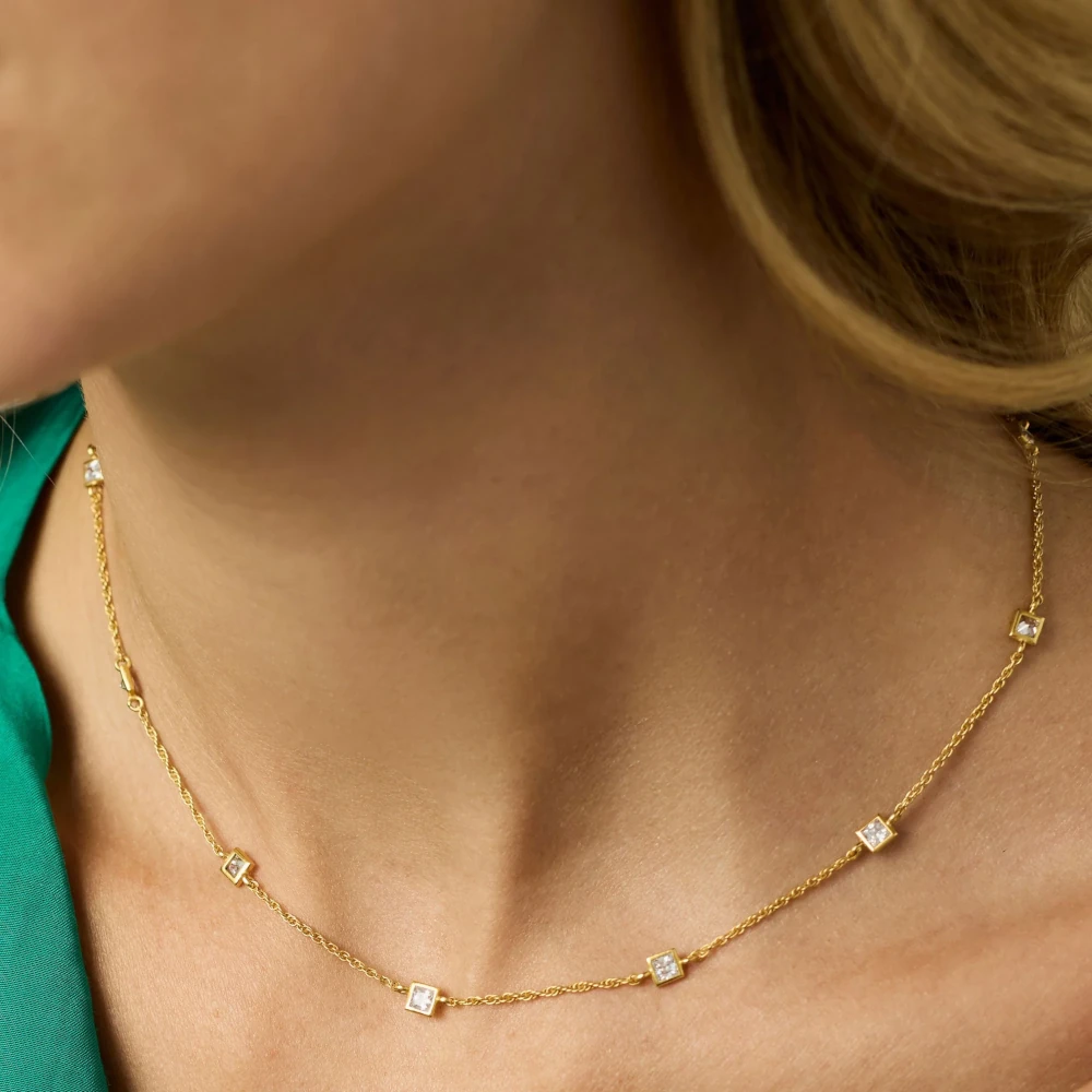 Julie Vos Jolie Delicate Station Necklace