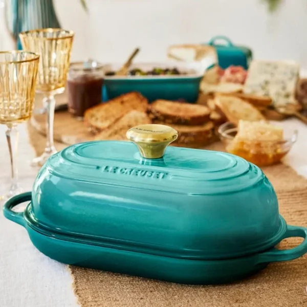 Le Creuset Signature Oval Bread Oven - Riviera