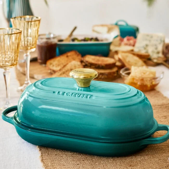 Le Creuset Signature Oval Bread Oven - Riviera
