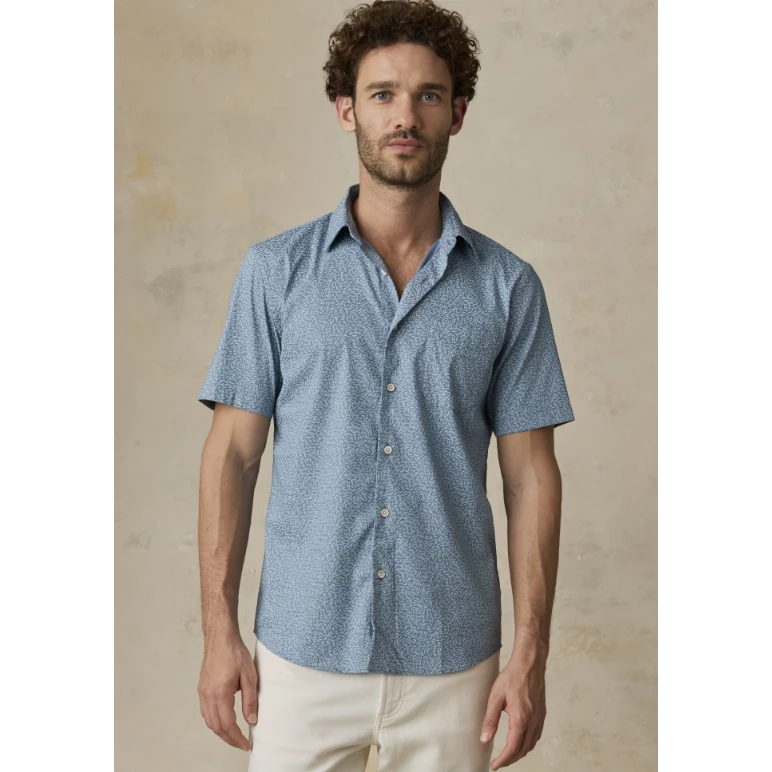 Faherty Short-Sleeve Movement Monterey Shirt - Teal Grove Foliage