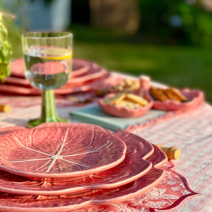 Bordallo Pinheiro Cabbage Pink Fruit Plate