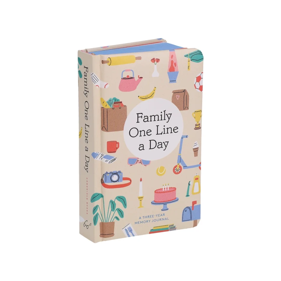 Chronicle Books - Family One Line a Day Journal