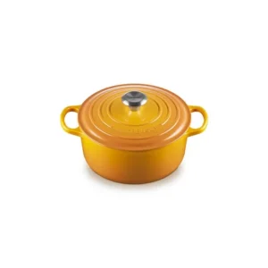 Le Creuset Signature Round Dutch Oven - Nectar, 4.5 qt.