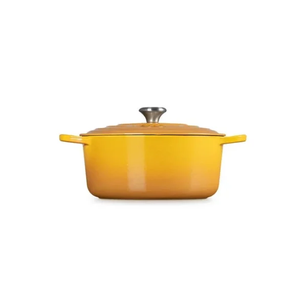 Le Creuset Signature Round Dutch Oven - Nectar, 7.25 qt.