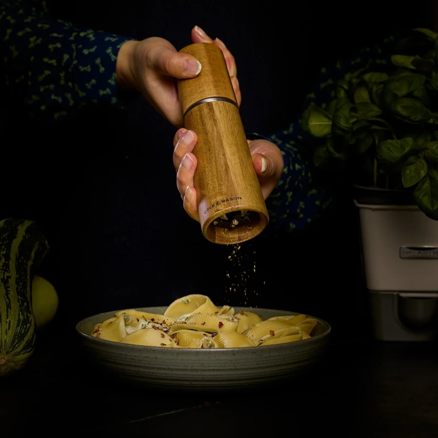 Cole & Mason Marlow Salt & Pepper Mill - Natural Acacia