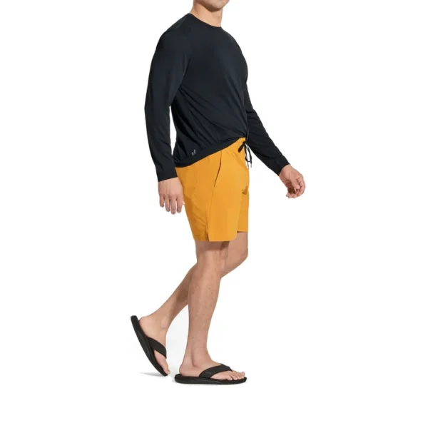 OluKai ʻAhi Kai Beach Sandals - Black