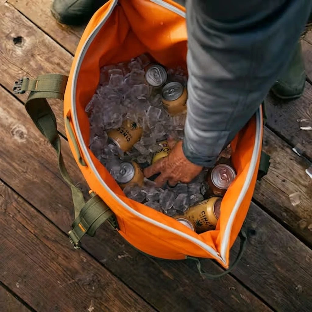 Yeti Hopper M30 Tote Soft Cooler - Olive/King Crab Orange